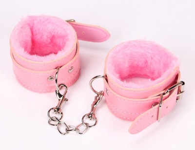 Soft Leather Handcuffs Pink (กุญแจมือ)